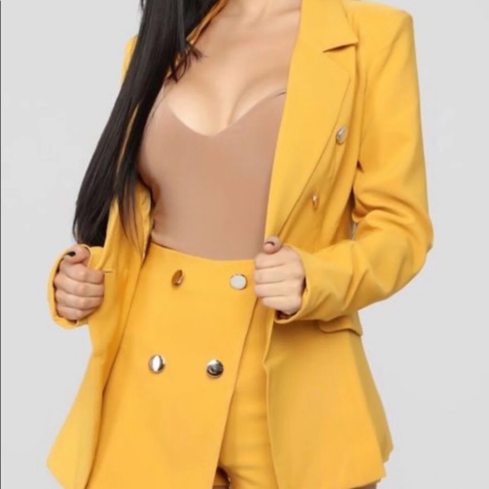 SOLD NWT Skort set